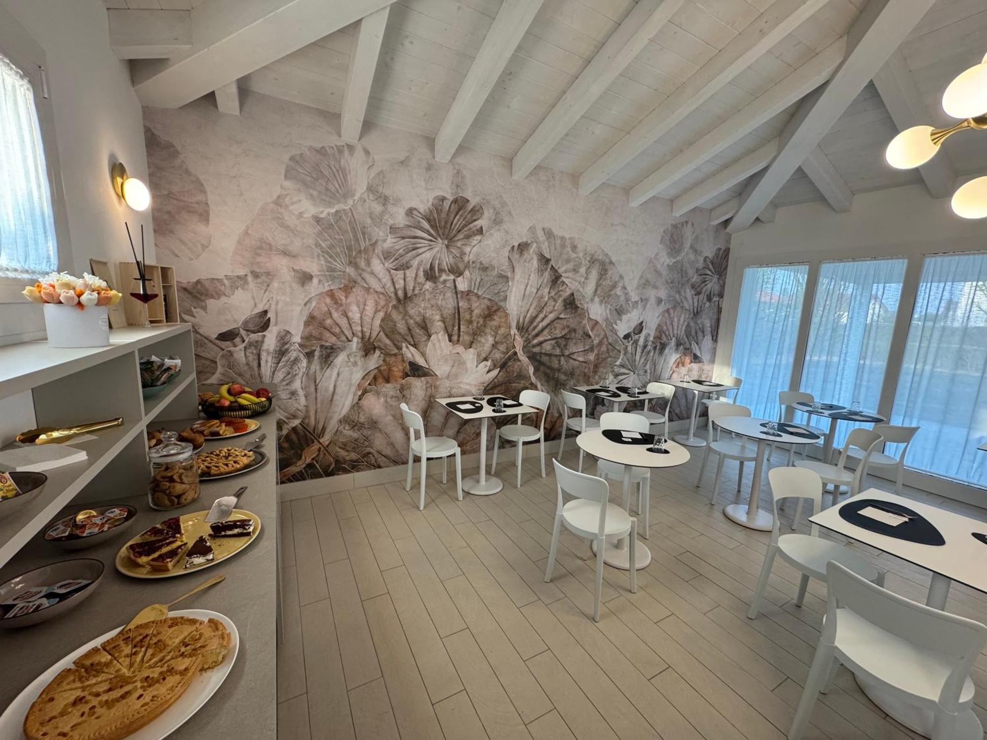 Hotel Villa Mary 산타 마리아 디 살라 외부 사진